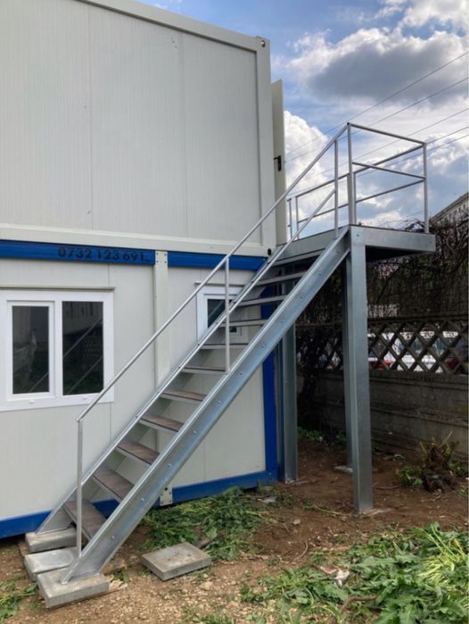Scari si Platforme Metalice de Container.