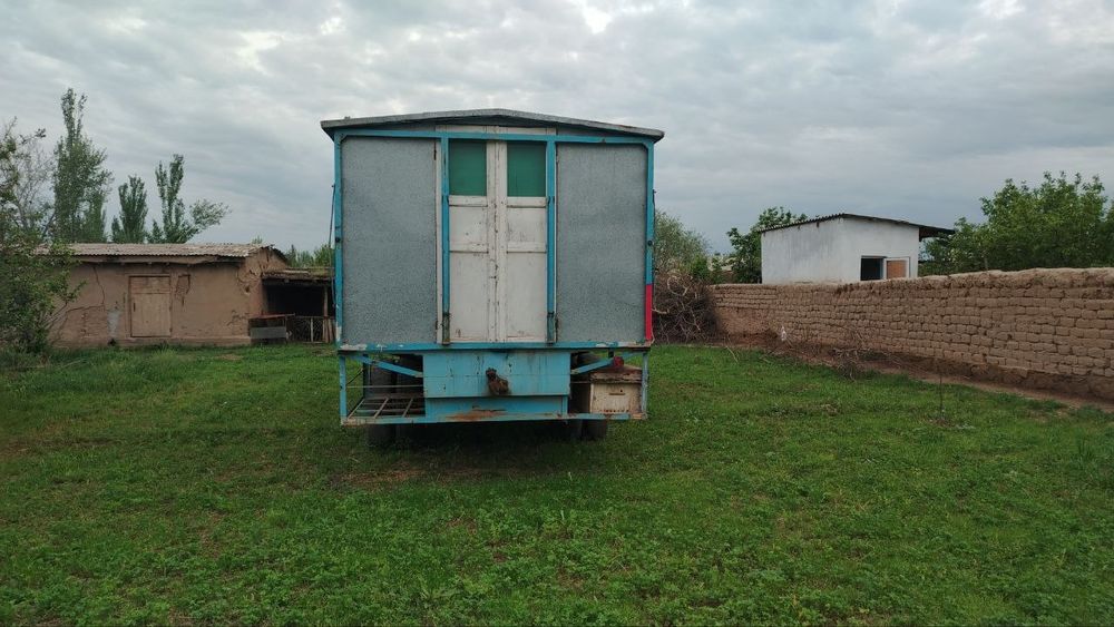 Асалари павильони. Пчело прицеп 88 уля