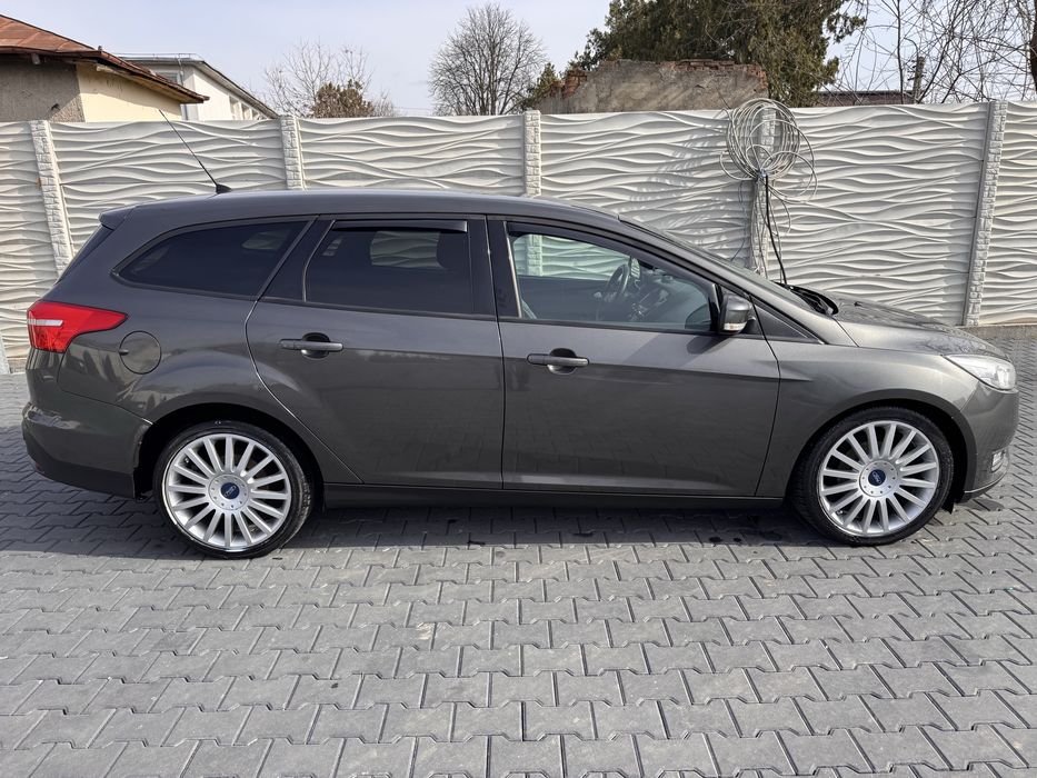 VAND FORD FOCUS3 FACELIFT