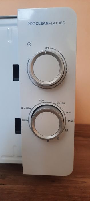 Микровълнова Cecotec FlatBed