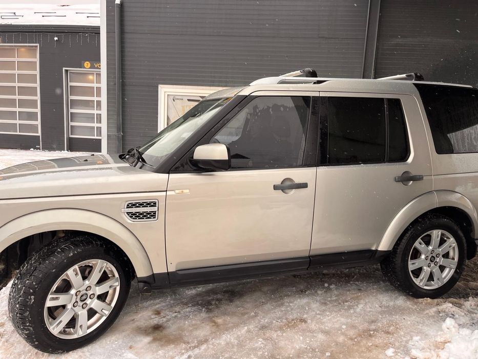 Land rover discovery 2011