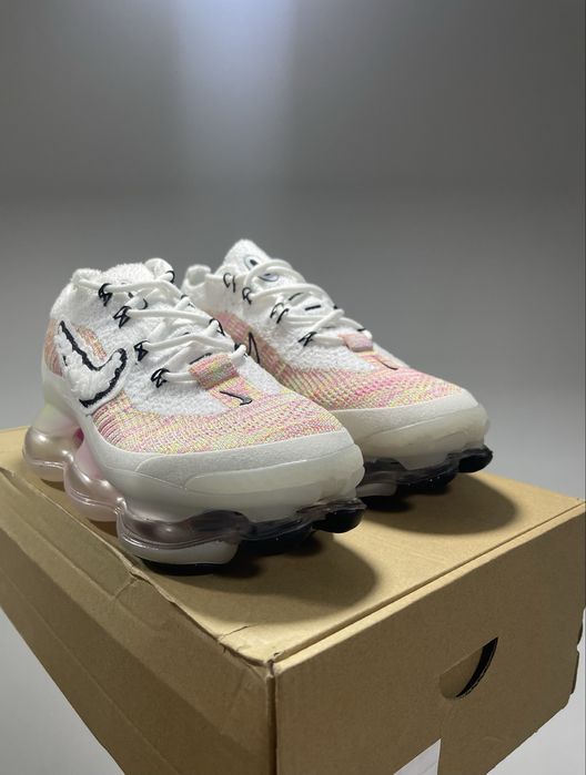 Nike AIr Max Scorpion White Rainbow