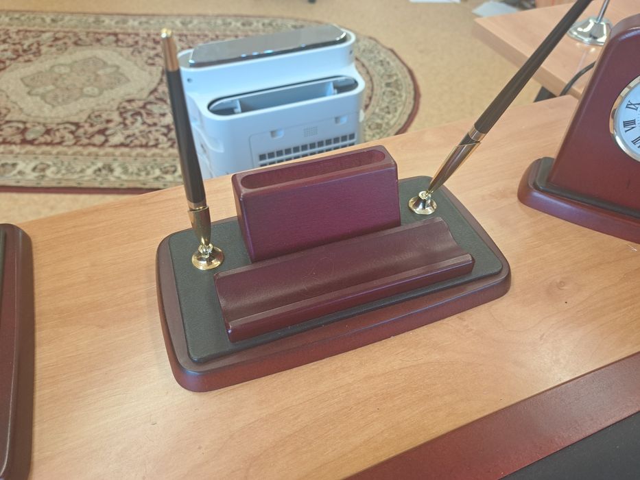 Accesorii de birou, 300 lei