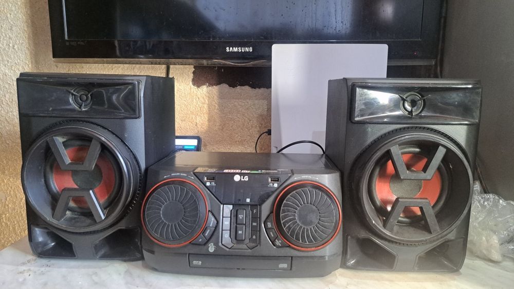 Продам музыкальный центр