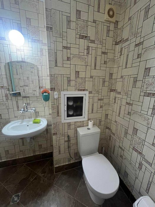 Дава се под наем Двустаен апартамент в Бургас, Изгрев - 65 кв.м за 478.38 € - Снимка #8