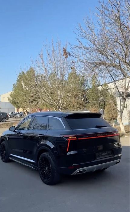 Nissan venucia haydawga tayor