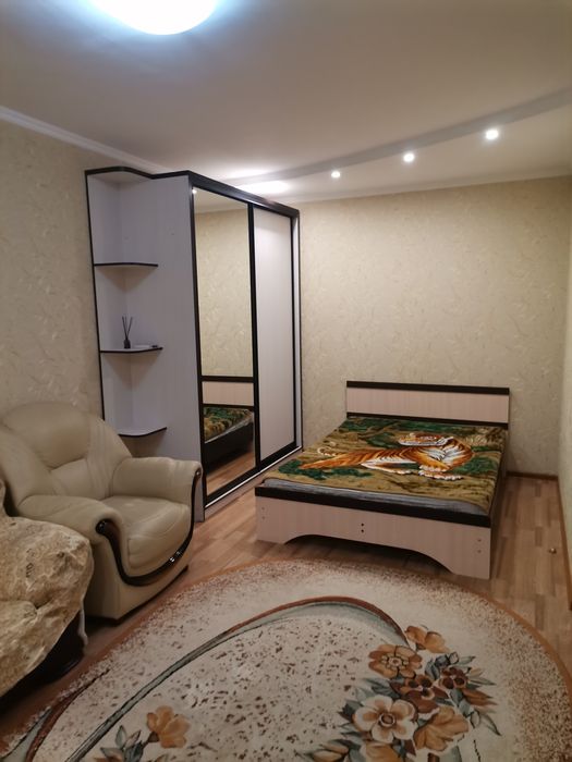 Сдам 1 ком.кв. на длительное время.