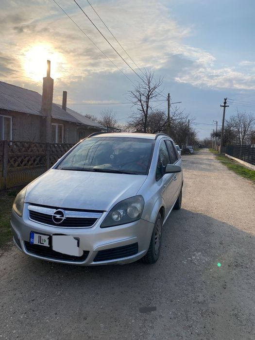 Opel zafira b 2009