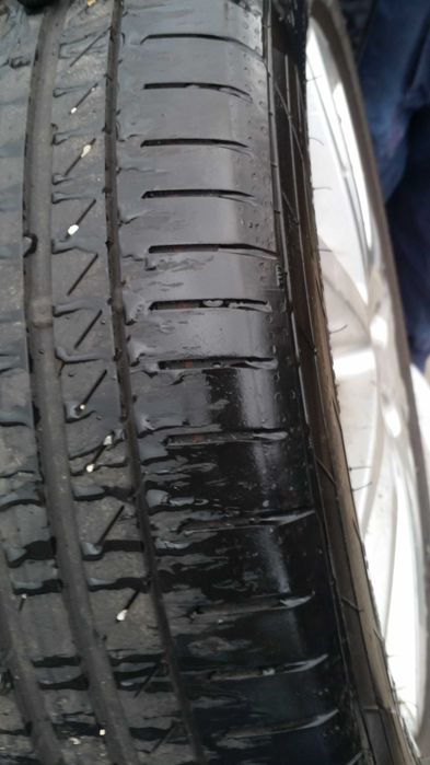 Продавам джанти с гуми за Рено 205/50/17