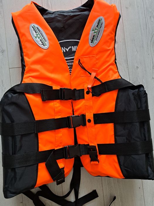Спасителна жилетка за възрастни