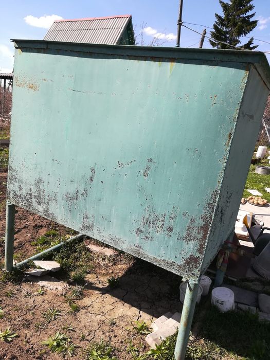 Бак железный 1.7 куб