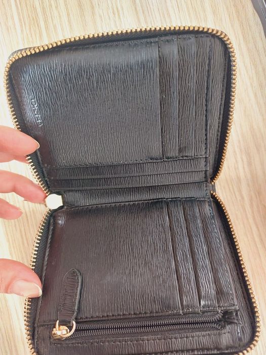 Дамско портмоне DKNY