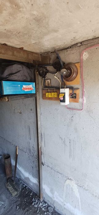 Продам гараж . 800000