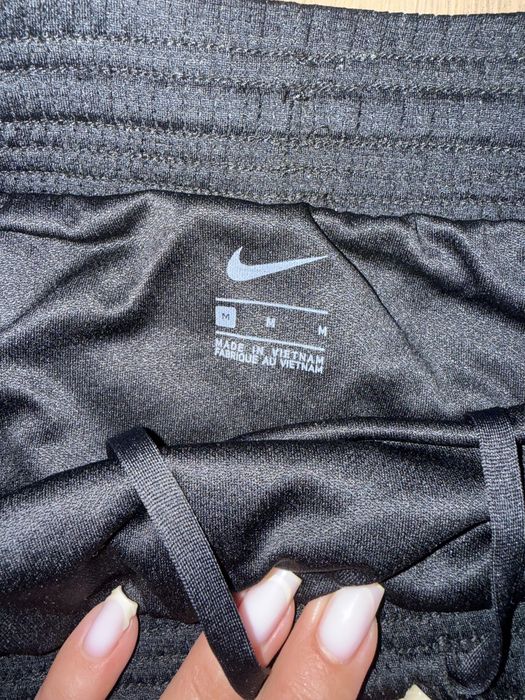 Nike дамски къси панталонки