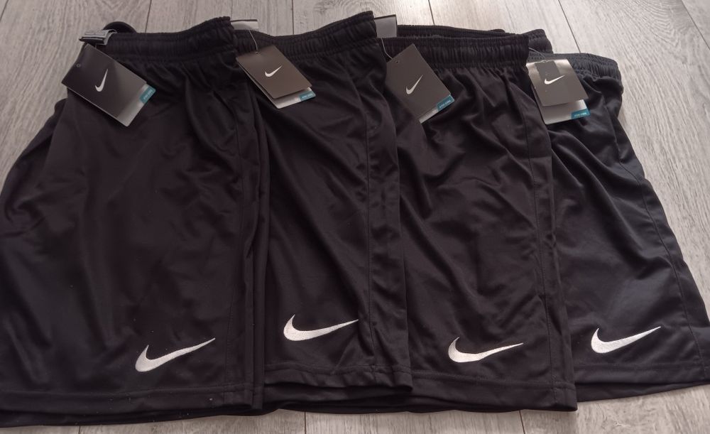 Pantaloni scurti /Short Nike Dry Fit