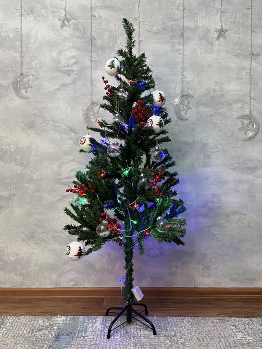 Продаем елку по низкой цене