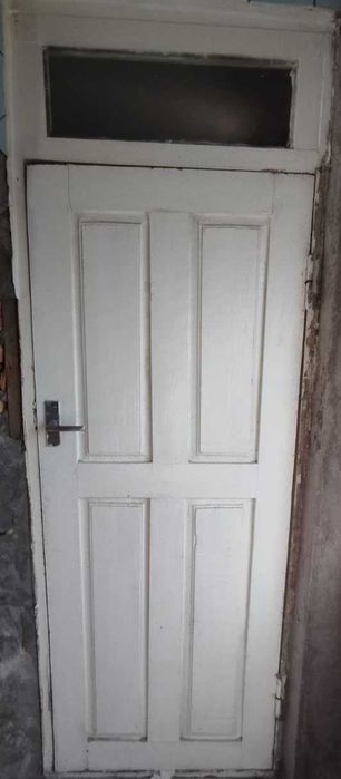двери и  рамы б/у в отличном состоянии . распродажа .большие скидки.