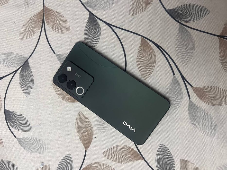 Vivo v29e 5g 8/ 256 SROCHNO