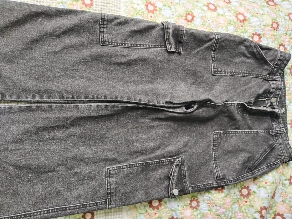 Продается джинсы женские