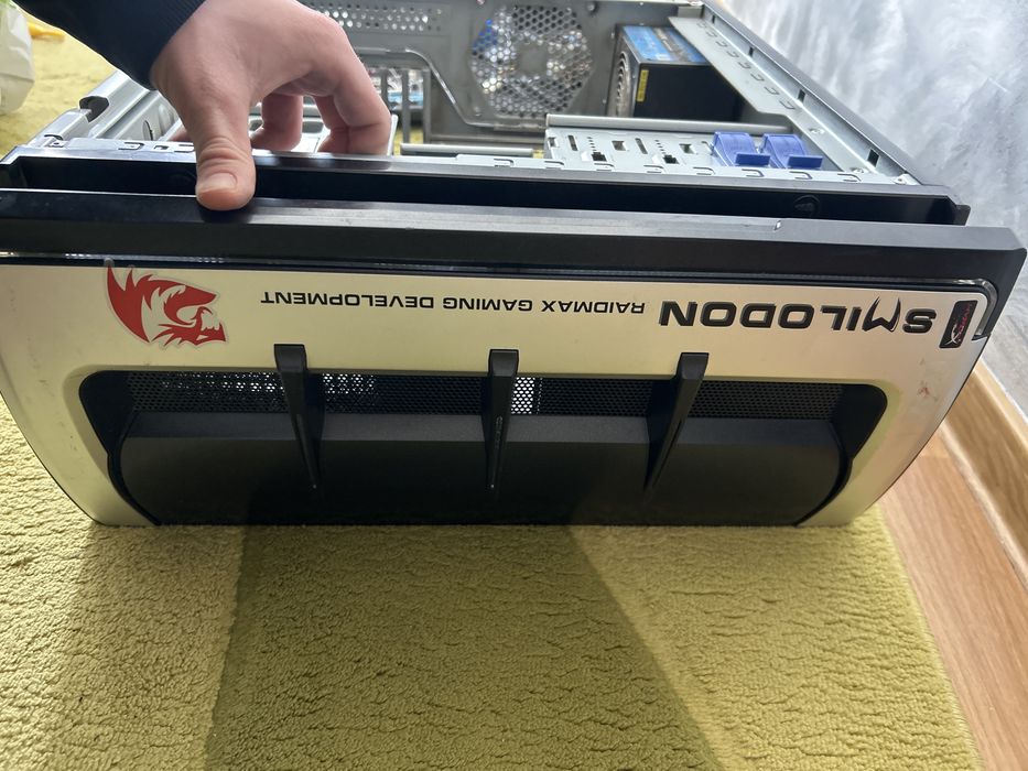 Parti PC, RAM, Placa Video, Ventilatoare, Placa, Carcasa, Monitor DELL