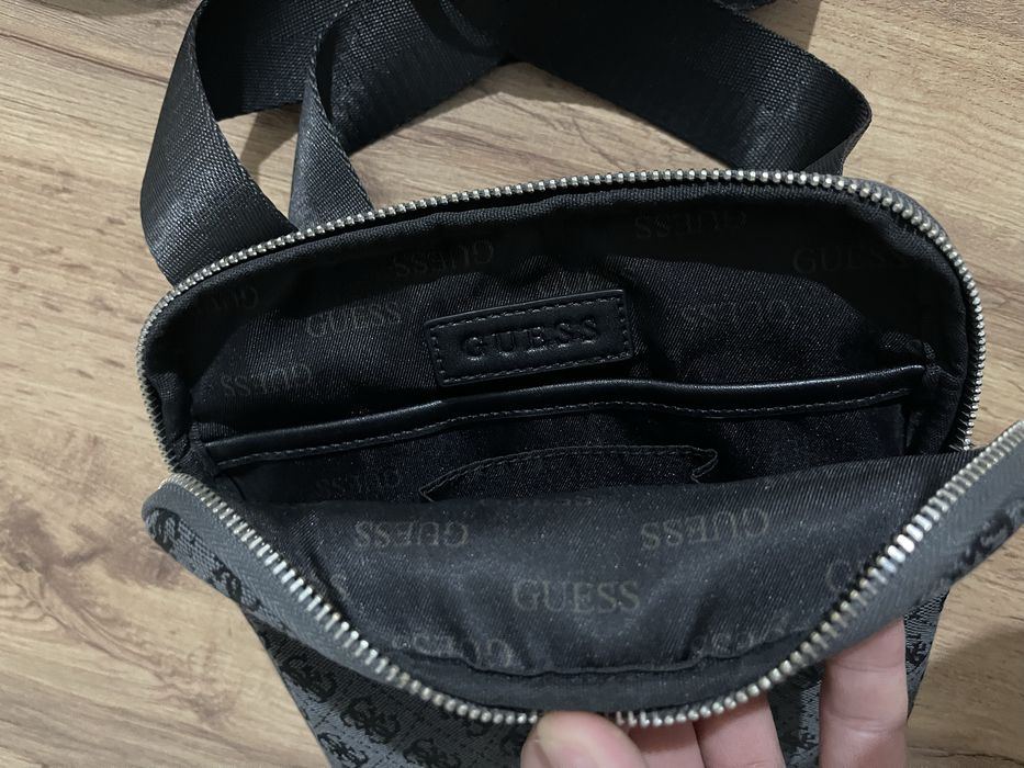 барсетка   guess