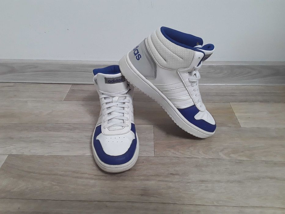 Încălțăminte damă  M39  stare impecabilă   ,toate  120 de lei.