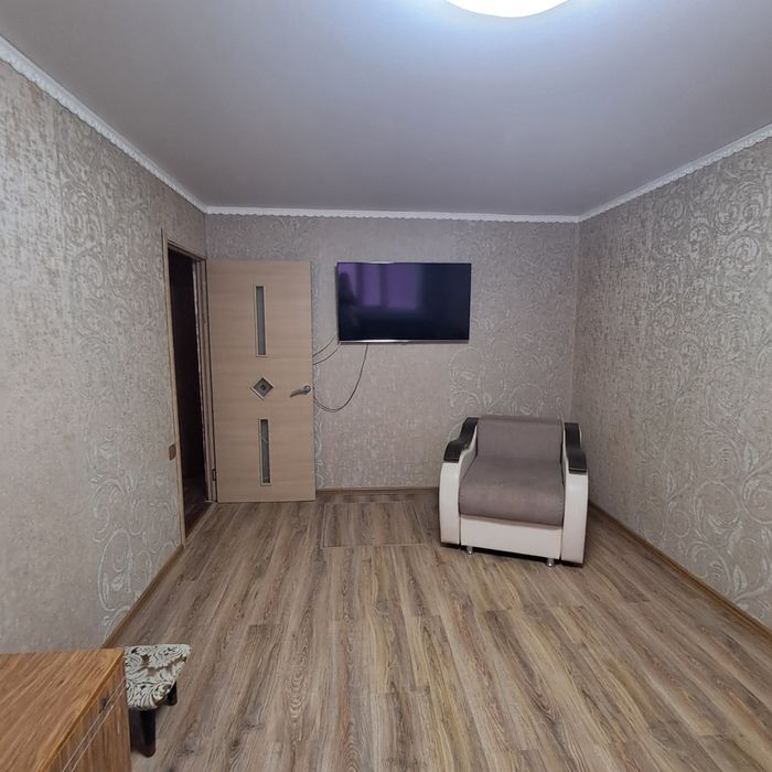 Продам 3-х ком кварт 19 мкр-н!