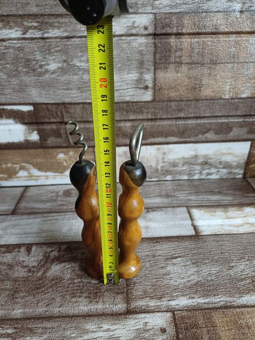 Закачлви тирбушон и отварачка