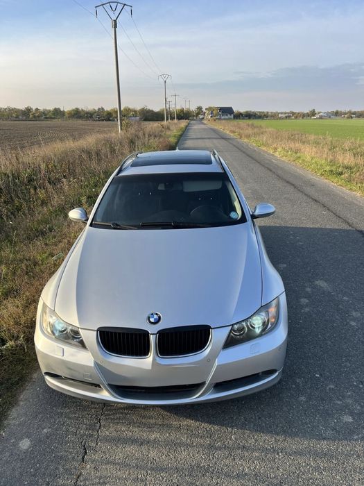 Vând BMW E91 320d Automat