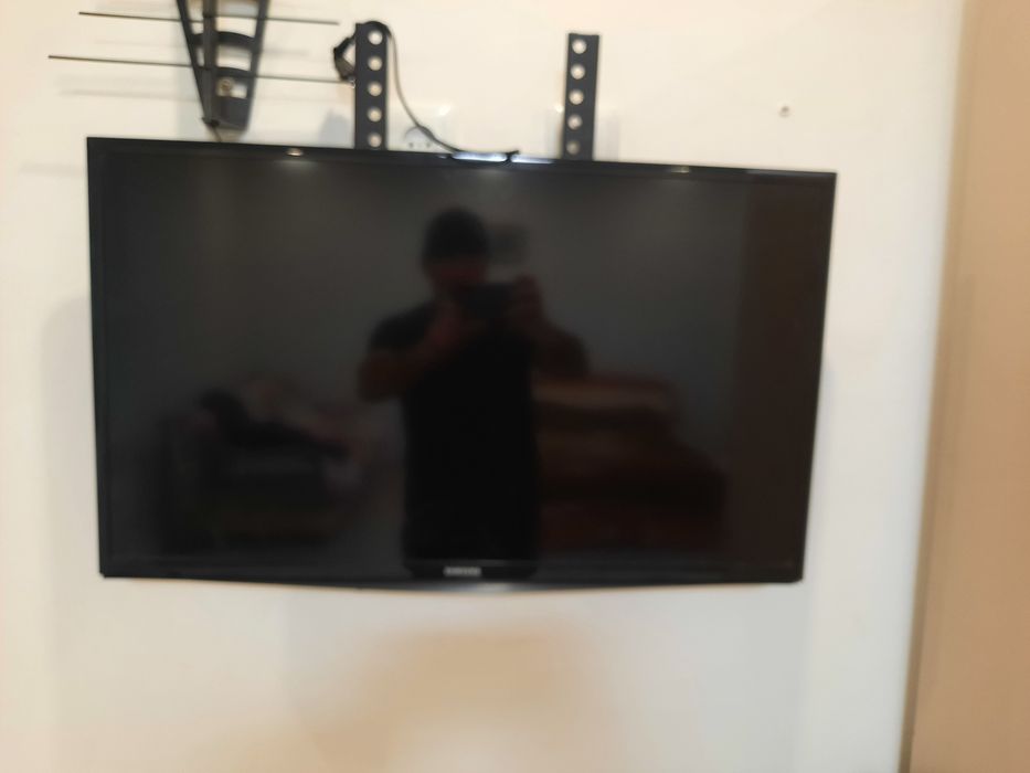 Телевизор Samsung и