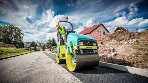 Inchiriez cilindru compactor 2.5 tone