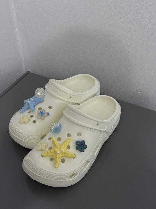 Продам Crocs.