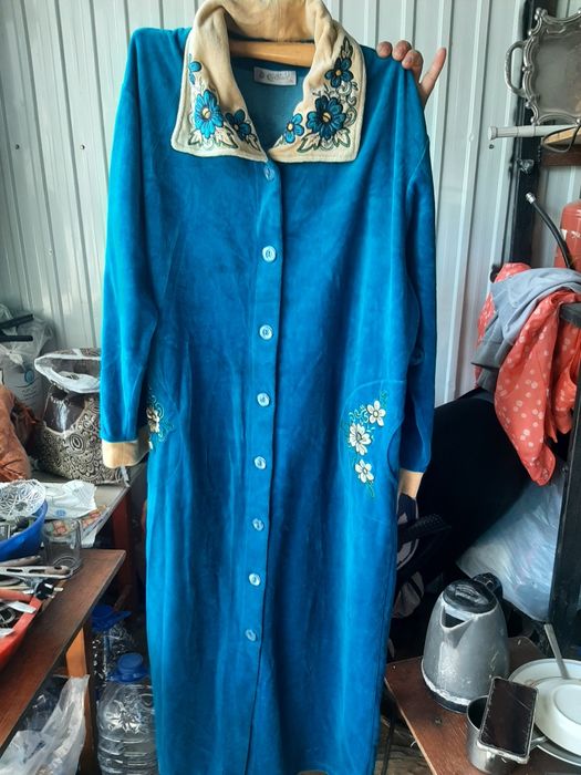 Женские плате разные