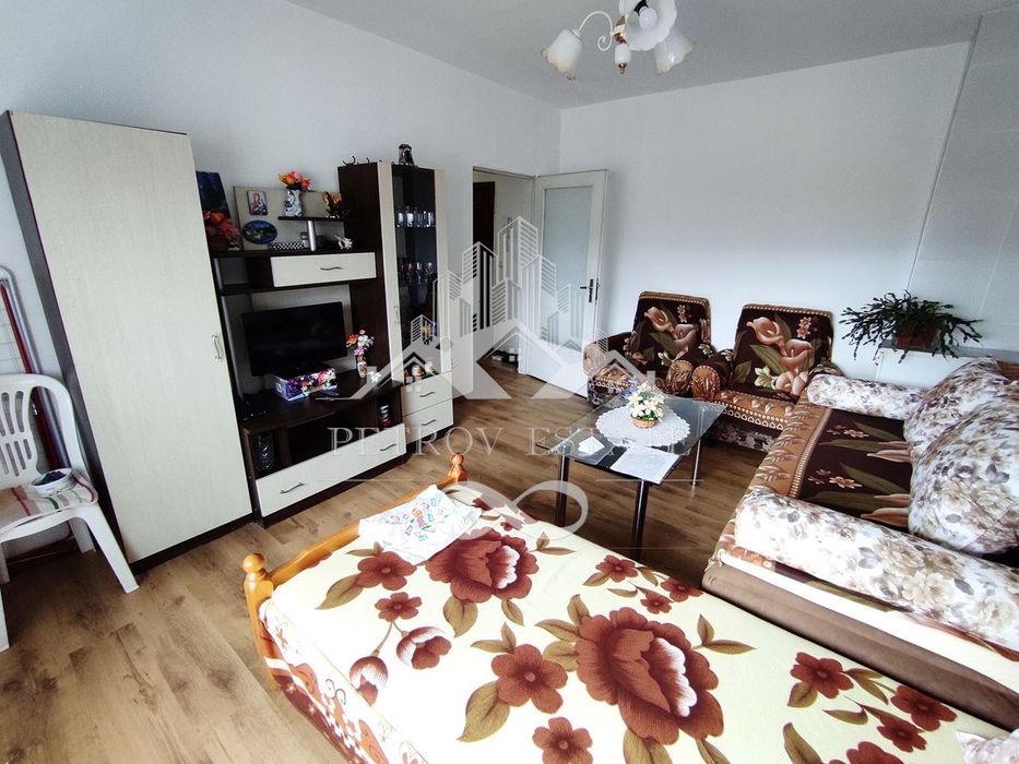 Продава се Двустаен апартамент в Велинград - 73 кв.м за 699 €/кв.м - Снимка #1