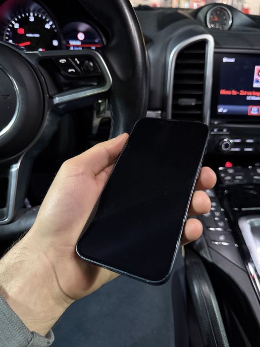 Vand iPhone 14 Black in stare perfecta