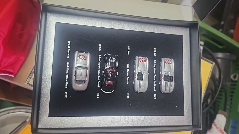 Camioane in miniatură  (seturi de colecție)