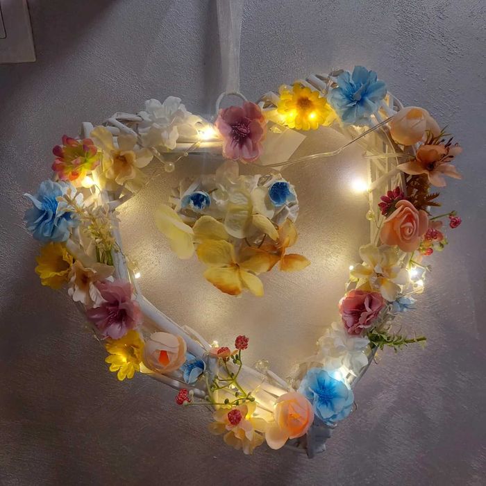 Сърца,светлинки,цветя,Коледа е,обич,любов,подарък,за тебе