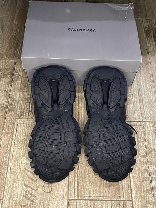 Balenciaga Track