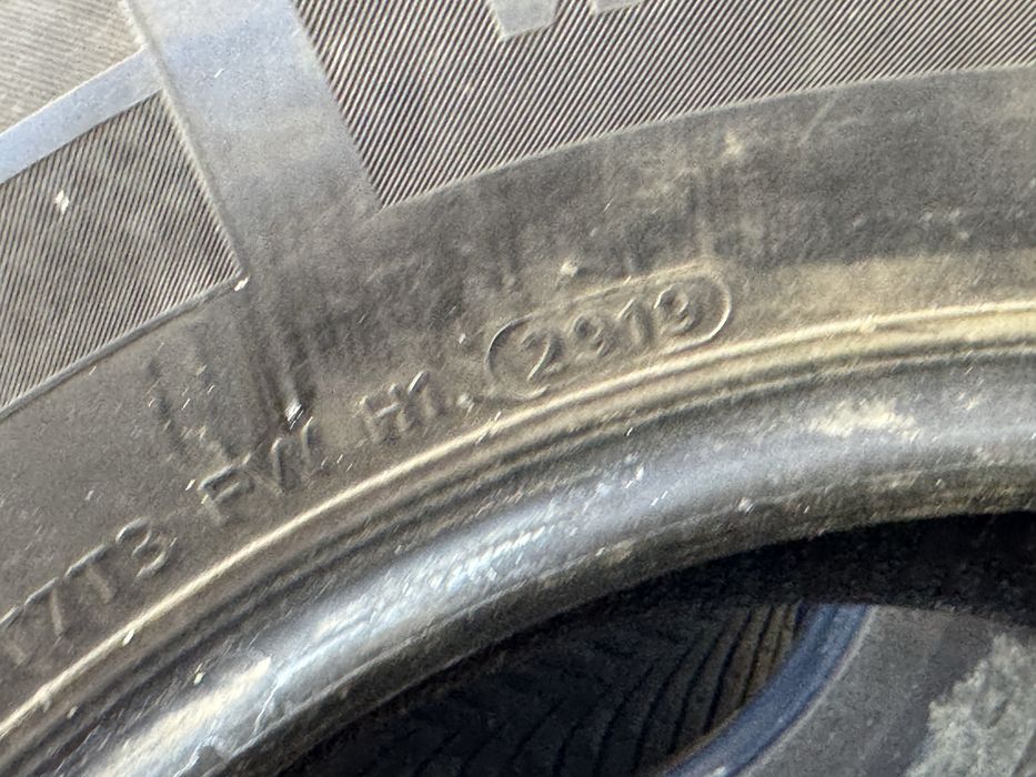 215/65/R16 Hankook Winter 4бр зимни dot2919