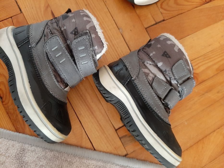 Детски ботуши различни номера