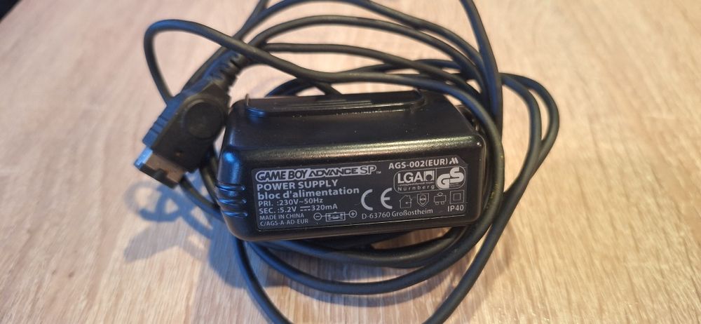 Incarcator game boy advance