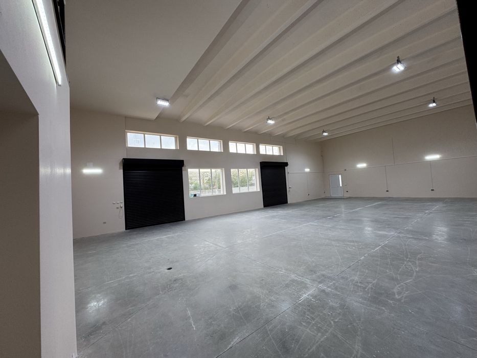 Ofer spre Vânzare/Închiriere hală Alexandria/Spatiu Comercial/Service