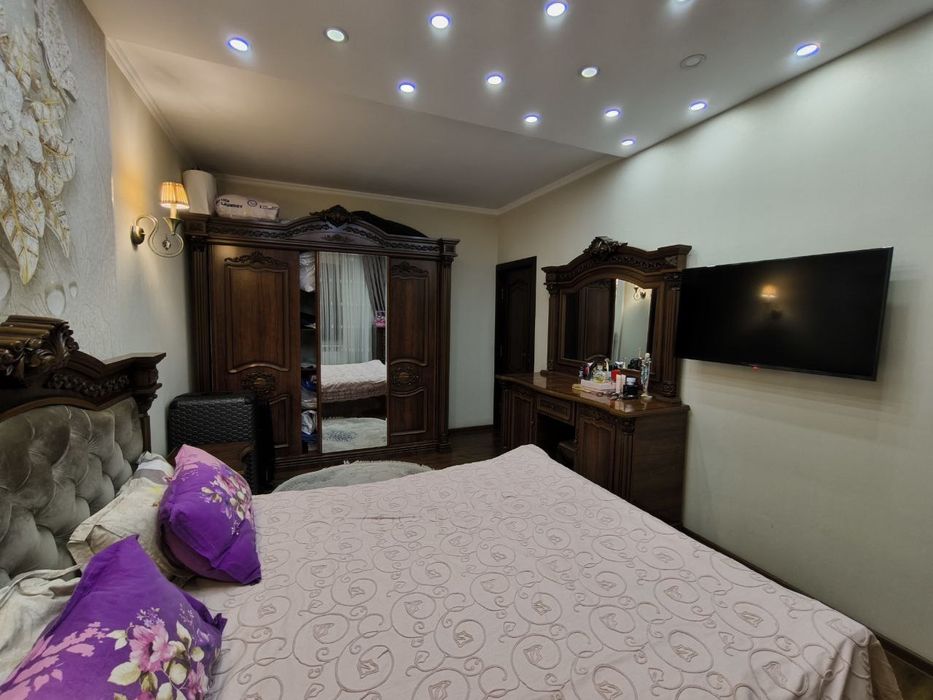 Максим Горький Художники 3/3/5 65м² Евро