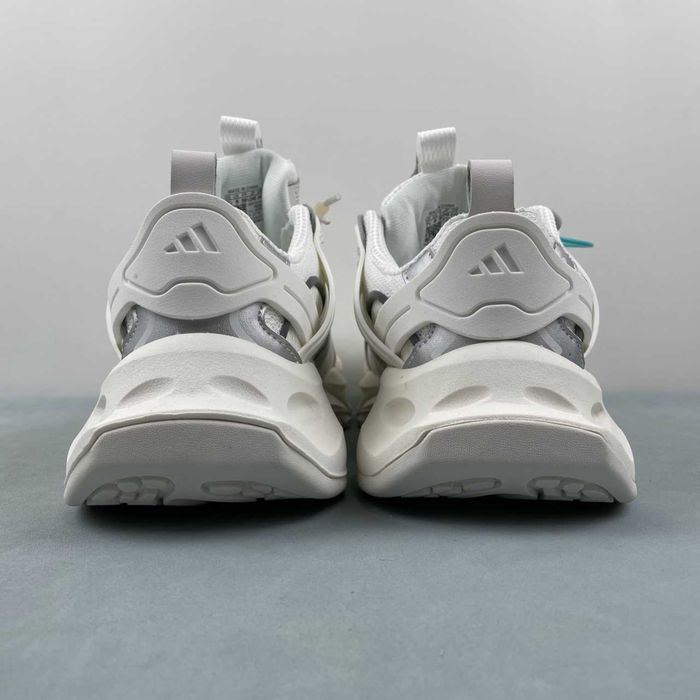 Adidas XLG runner deluxe