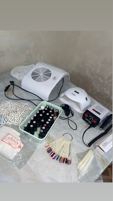 Продам маникюрный набор