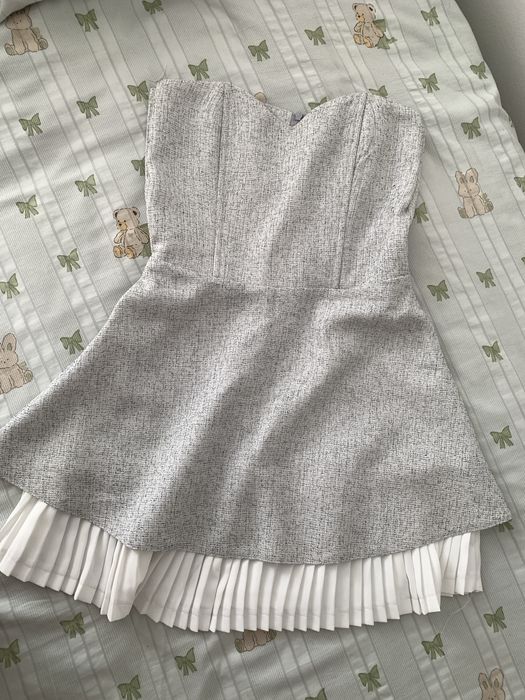 платье вечерное.