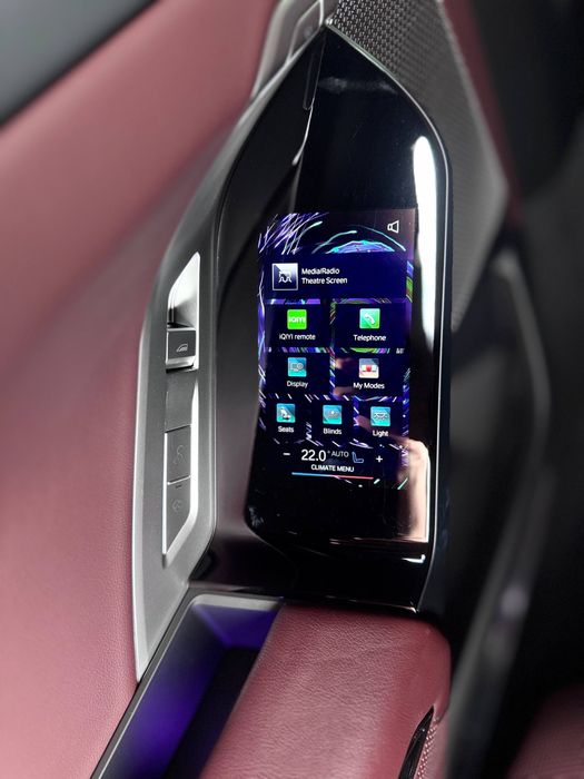 Bugun sotuvimizda BMW i7 50 eDrive