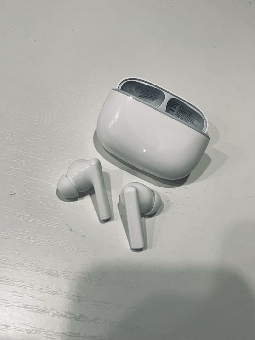 Продам наушники honor