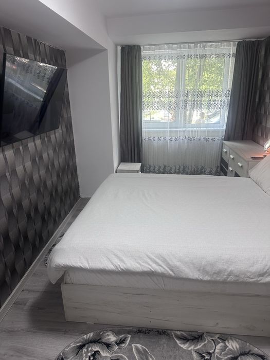 Vand apartament 2 camere micro 13