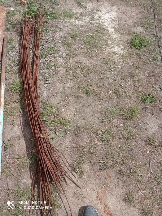 Продам арматуры 10000